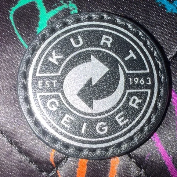 Kurt Geiger EUC Black Recycled Quilted Shoulder Bag with Multi-Colored Hearts - Picture 4 of 9